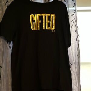 Black “gifted” under armor t shirt great condition